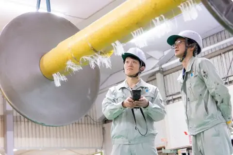 アヤハのの仕事風景