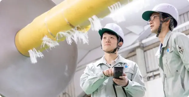 製造技術職の仕事風景